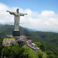 Статуя Христа-Искупителя прекрасный символ Бразилии